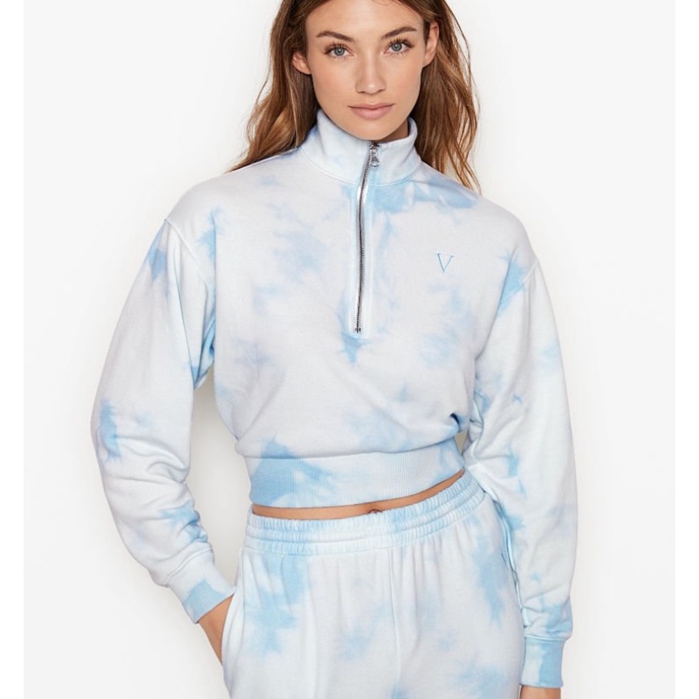 Victoria Secret Quarter Cropped Quarter zip